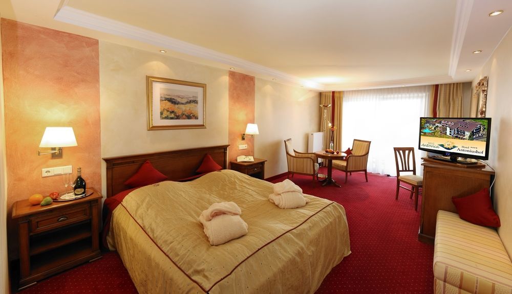 Hotel Antoniushof Ruhstorf an der Rott エクステリア 写真